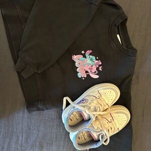 Disney Lilo & Stitch Set: Zara + Disney sweatshirt & Sneakers